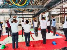 अष्टम योग दिवस के उपलक्ष्य में कामगारों के लिए पखवाड़ा मेंबीएल एग्रो इंडस्ट्रीज लिमिटेड रिफाइनरी यूनिट बरेली में योग